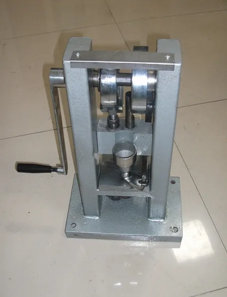 TDP-0 hand-cranked single punching machine small manual tablet press powder tableting machine Chinese medicine tableting machine
TDP-0 hand-cranked single punching machine small manual tablet press powder tableting machine Chinese medicine tableting machine