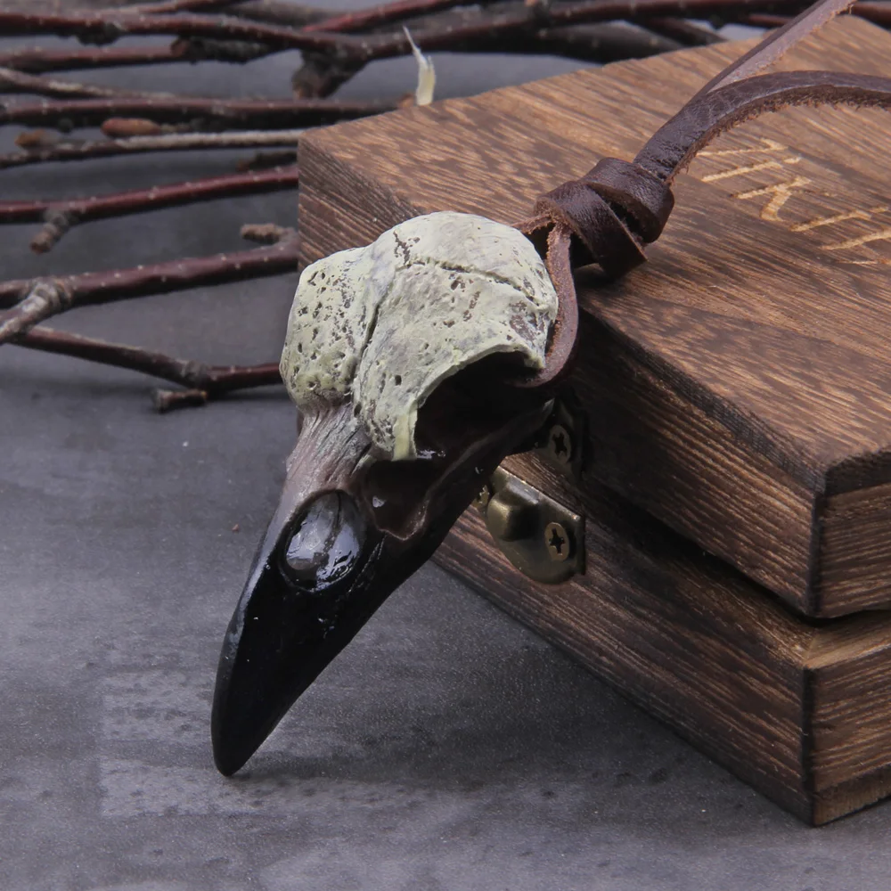 3D готическое ожерелье с вороном и черепом Реплика из смолы Ворон волшебный ворон