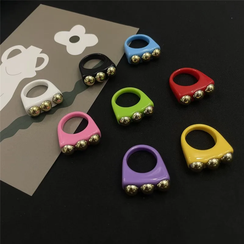 2021 New Golden Bead Transparent Resin Colorful Acrylic Square Rings for Women Girls Geometric Travel Jewelry Trendy Gifts
2021 New Golden Bead Transparent Resin Colorful Acrylic Square Rings for Women Girls Geometric Travel Jewelry Trendy Gifts