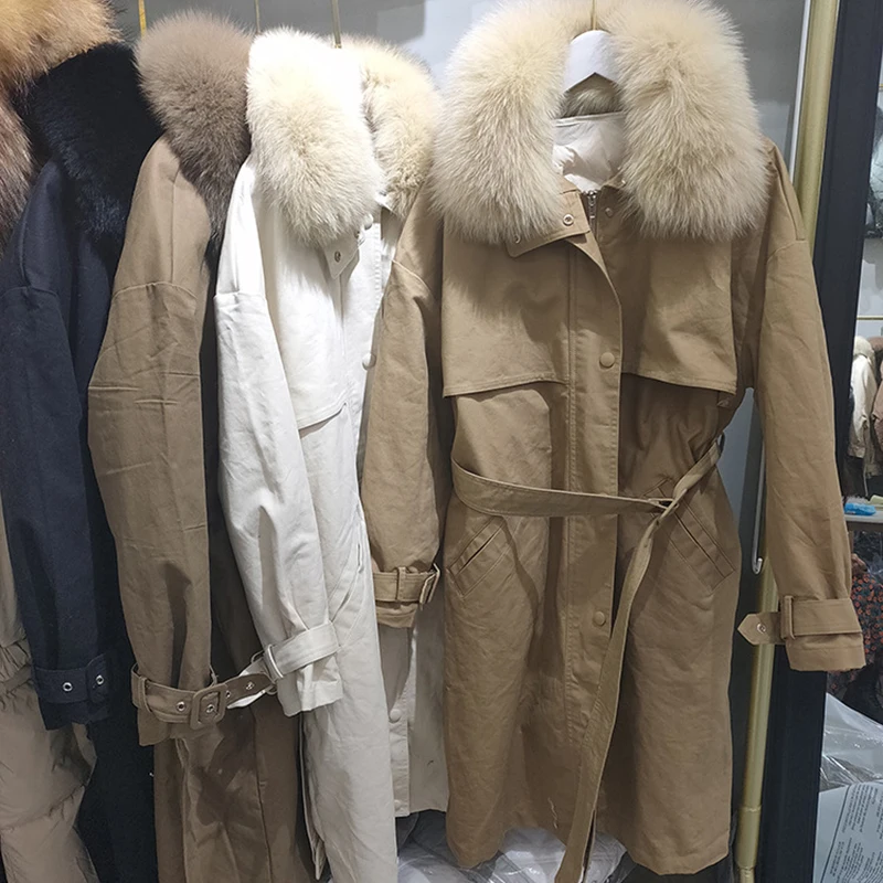 2021 New Winter Trench Coat Women's Long Warm Feather Parkas Hooded Fox Fur Collar 90 White Duck Down Jacket With Belt Down Coat
2021 New Winter Trench Coat Women's Long Warm Feather Parkas Hooded Fox Fur Collar 90 White Duck Down Jacket With Belt Down Coat
