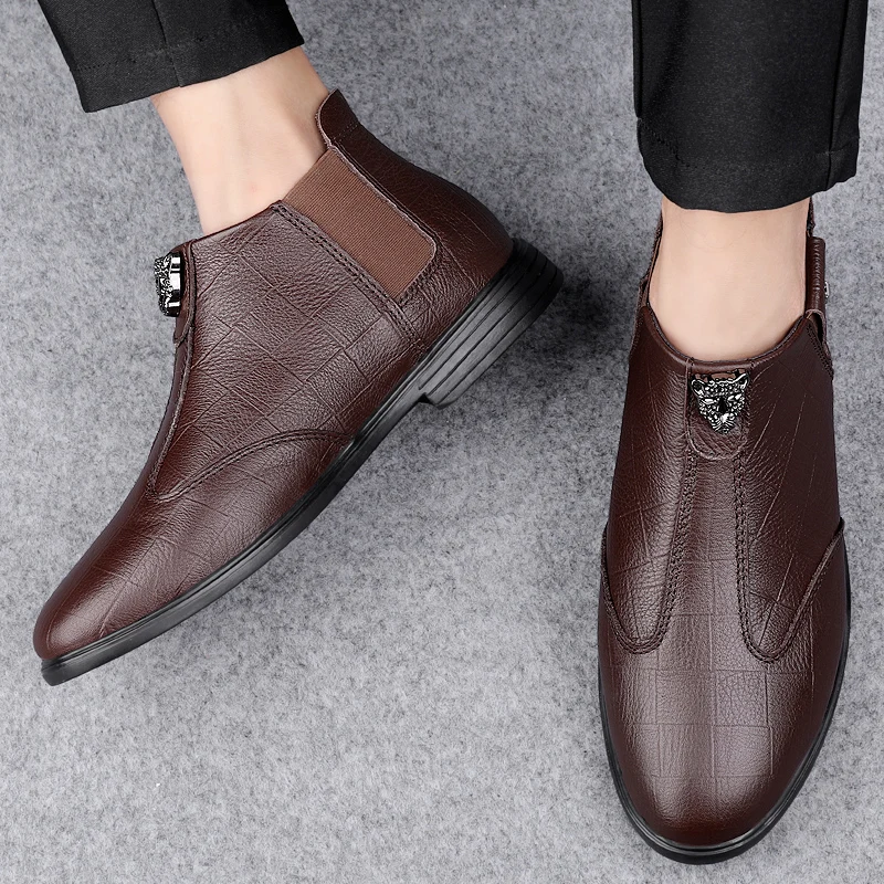 High Quality Men's Leather Shoes Luxury High Top Men's Short Boots Casual Flat Men Dress Shoes Moccasin Homme Men Chelsea Boots
High Quality Men's Leather Shoes Luxury High Top Men's Short Boots Casual Flat Men Dress Shoes Moccasin Homme Men Chelsea Boots