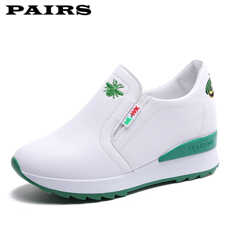 Casual High Heels Loafers Breathable Vulcanize Women Sneakers PU Round Toe Embroider Platform Wedges Tenis Feminino
Casual High Heels Loafers Breathable Vulcanize Women Sneakers PU Round Toe Embroider Platform Wedges Tenis Feminino