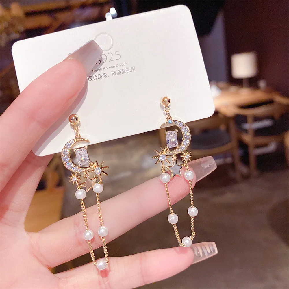 Exaggerated Six-pointed Star Earring with Pearl Long Chain Jewelry Brilliant Real Gold Rolled Pave Inlaid Moon bijoux orientales
Exaggerated Six-pointed Star Earring with Pearl Long Chain Jewelry Brilliant Real Gold Rolled Pave Inlaid Moon bijoux orientales