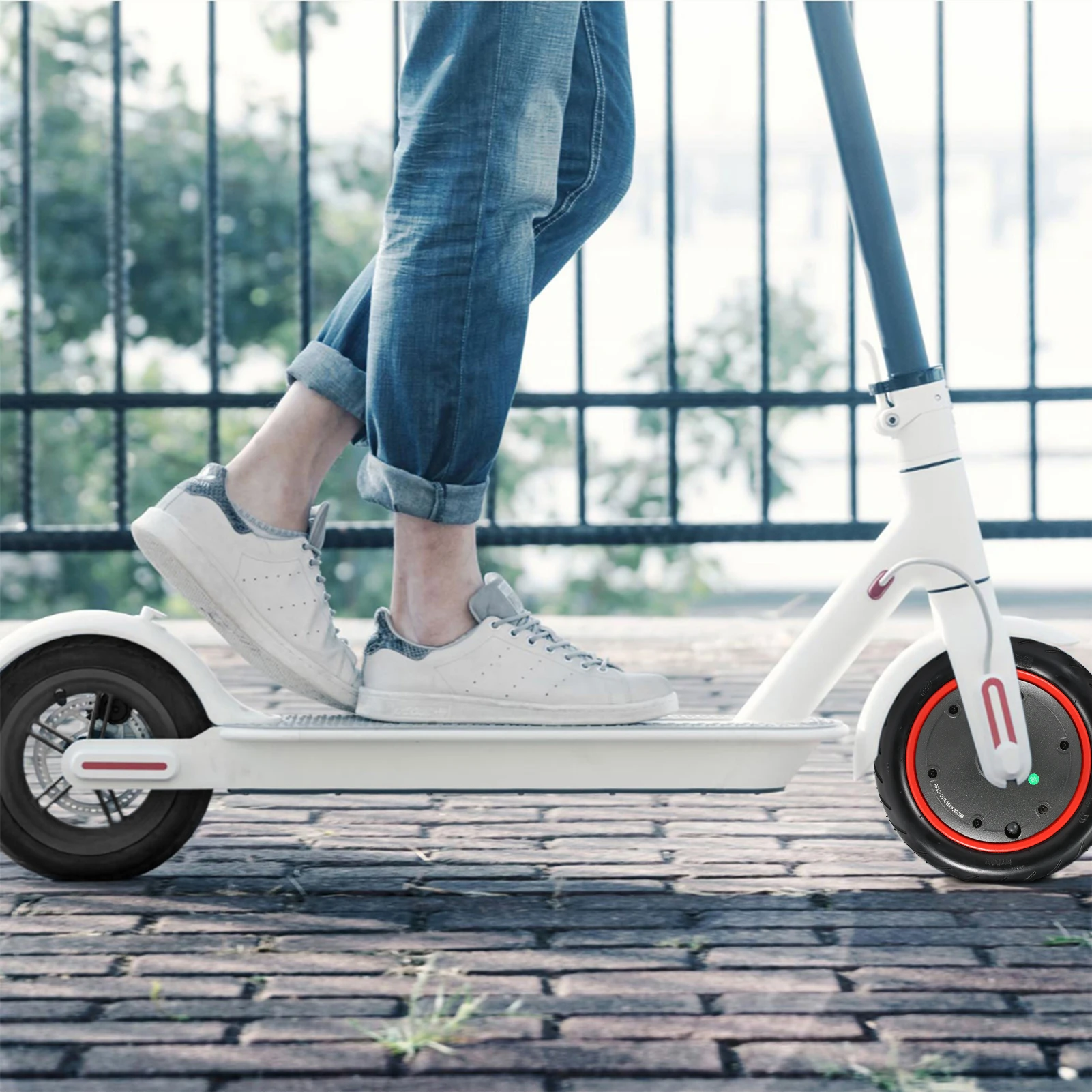 350W Engine Wheel Motor for Xiaomi M365 Pro Electric Scooter Motor Wheel Scooter Accessories Replacement of Driving Wheels
350W Engine Wheel Motor for Xiaomi M365 Pro Electric Scooter Motor Wheel Scooter Accessories Replacement of Driving Wheels