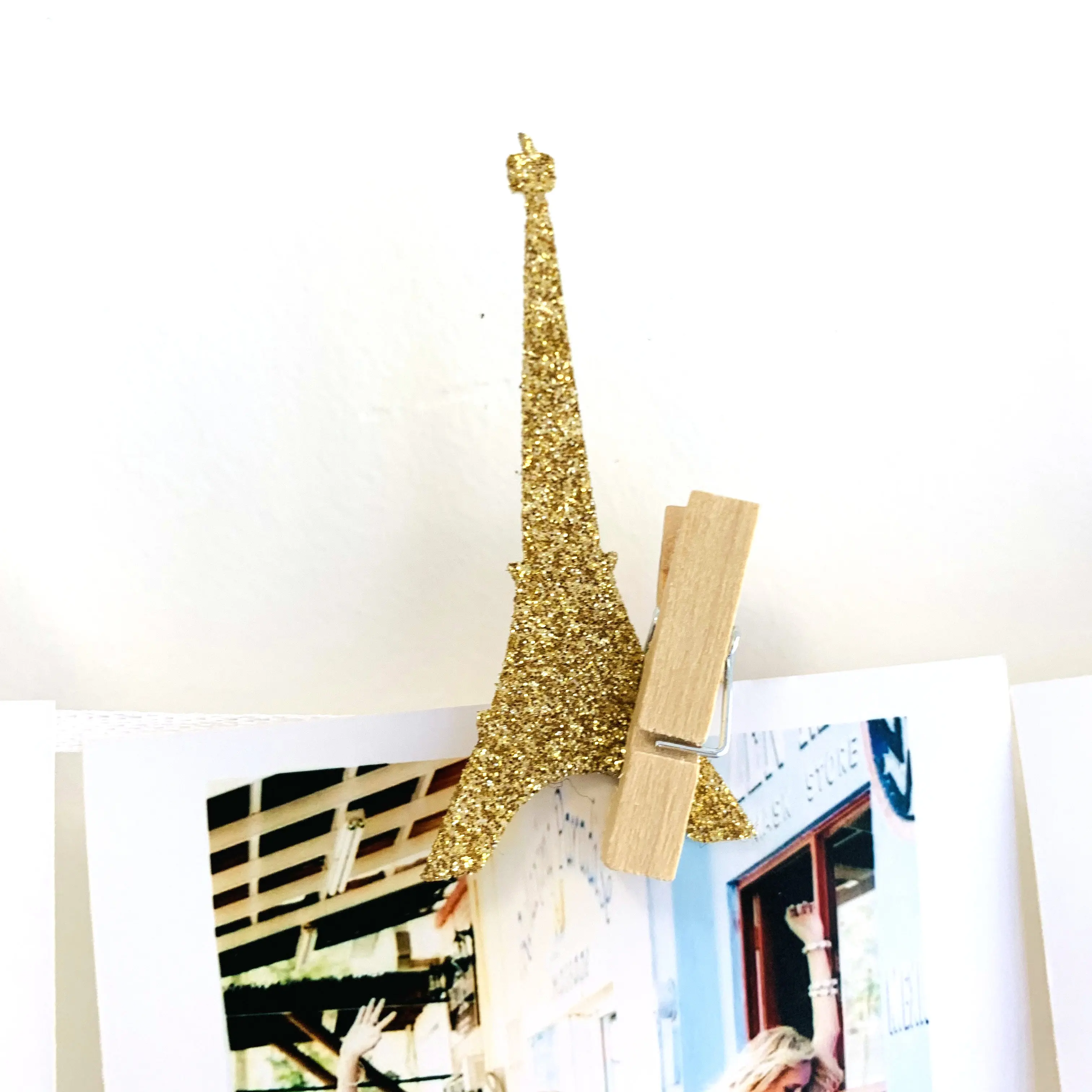 Wedding Event Party Anniversary Glitter Golden Photo Clips Decoration Invitation Home Eiffel Tower France Decor Supplies
Wedding Event Party Anniversary Glitter Golden Photo Clips Decoration Invitation Home Eiffel Tower France Decor Supplies
