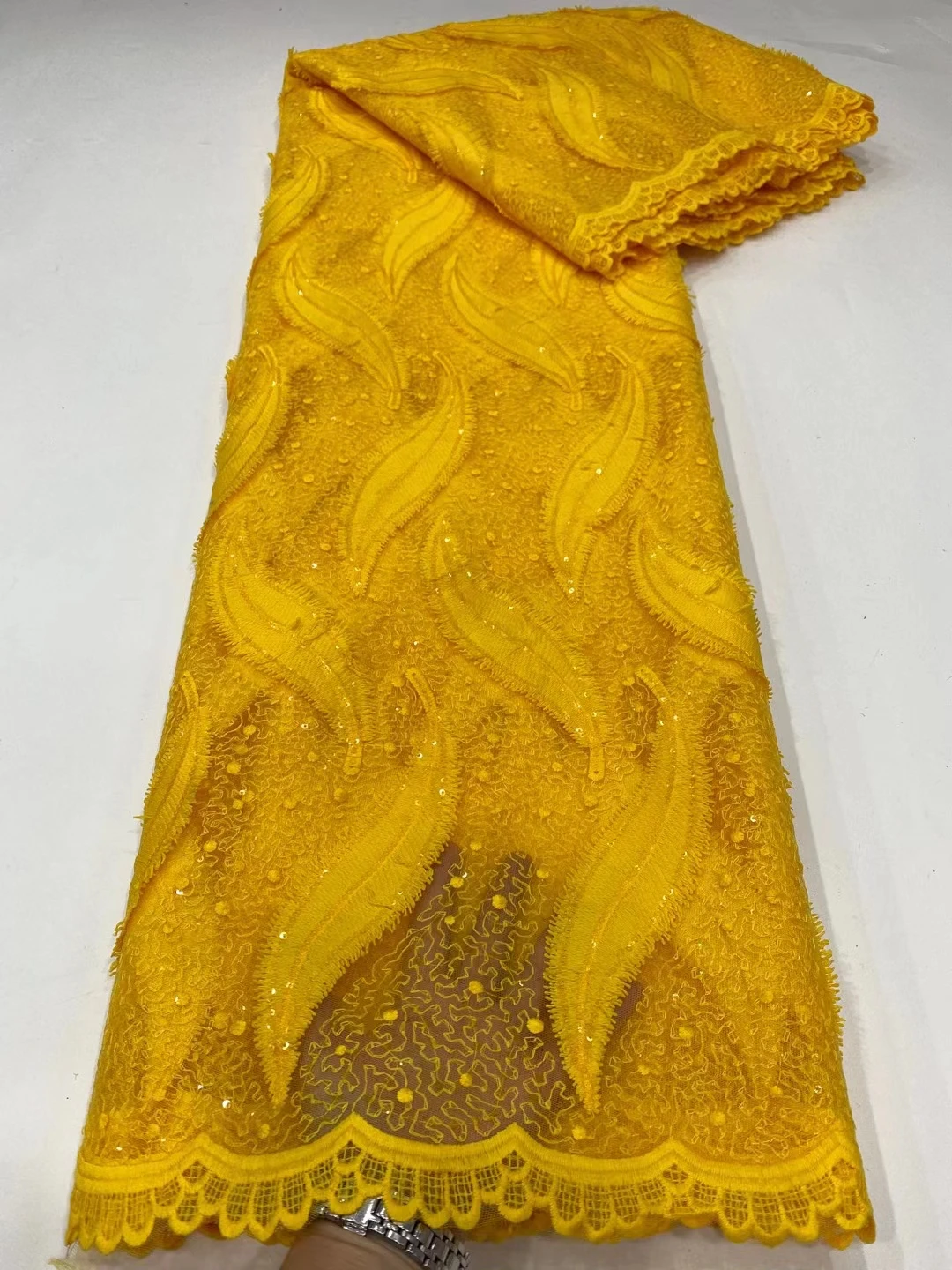 Yellow Nigerian Tulle Lace Fabric 5 Yards for DIY Gown French Lace Fabric with Sequins for Wedding Party Dress XDPN60
Yellow Nigerian Tulle Lace Fabric 5 Yards for DIY Gown French Lace Fabric with Sequins for Wedding Party Dress XDPN60