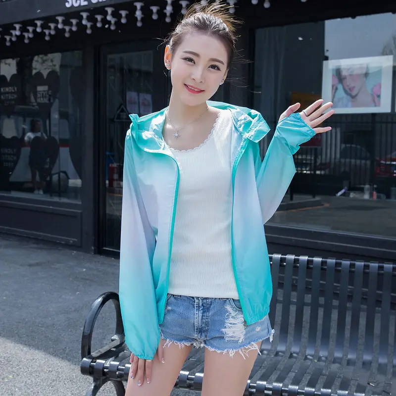 Куртка женская летняя, дышащая, с капюшоном, радужного цвета, защита от солнца и УФ-лучей, Y345, 2021 
Куртка женская летняя, дышащая, с капюшоном, радужного цвета, защита от солнца и УФ-лучей, Y345, 2021