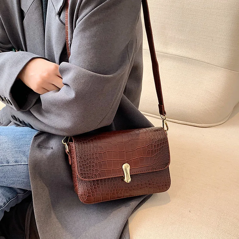 luxurious Small PU Leather Flap Bags For Women 2021 Branded Trend Women's Trending Designer Crossbody Shoulder Handbags wallet
luxurious Small PU Leather Flap Bags For Women 2021 Branded Trend Women's Trending Designer Crossbody Shoulder Handbags wallet