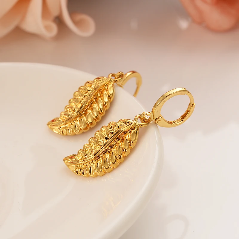 Bangrui Gold Color leaf flower Earrings Women/Girl,Love Trendy Jewelry for African/Arab/Middle Eastern party jewelry gift
Bangrui Gold Color leaf flower Earrings Women/Girl,Love Trendy Jewelry for African/Arab/Middle Eastern party jewelry gift