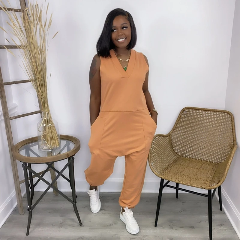 Loungewear Jumpsuit Plus Size Women Clothing Sleeveless Pocket Rompers Summer Clothes Sexy One Piece Night Club Outfits
Loungewear Jumpsuit Plus Size Women Clothing Sleeveless Pocket Rompers Summer Clothes Sexy One Piece Night Club Outfits