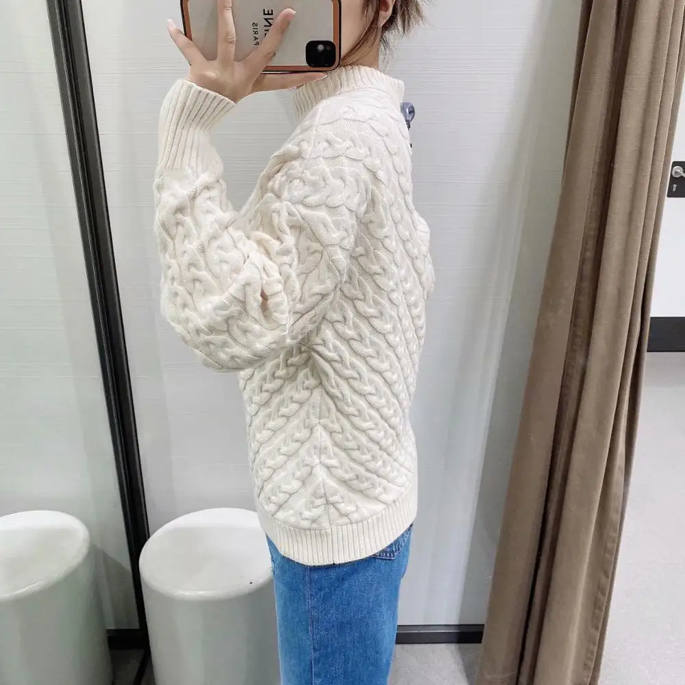 ZA 2020 Women Autumn Stripe print O-Neck hollow-carved design knitted winter Knitted sweaters Long Sleeve Casual Knit pullover
ZA 2020 Women Autumn Stripe print O-Neck hollow-carved design knitted winter Knitted sweaters Long Sleeve Casual Knit pullover