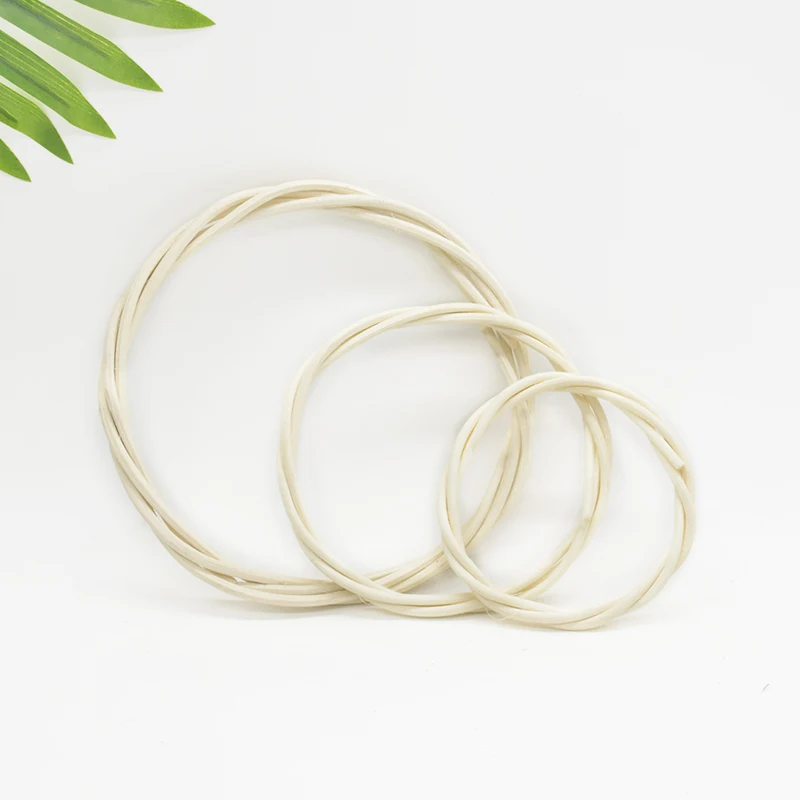 9cm/12cm/16cm Rattan Circle White Rattan Decorative Flowers Wreaths Autumn Decoration for Home Decor Wedding Holiday Supplies
9cm/12cm/16cm Rattan Circle White Rattan Decorative Flowers Wreaths Autumn Decoration for Home Decor Wedding Holiday Supplies