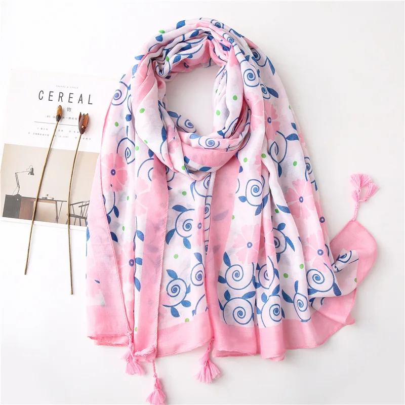 Fashion spring women silk tourism print silk scarves Luxury brand cotton material Flower seaside sunscreen quality shawl
Fashion spring women silk tourism print silk scarves Luxury brand cotton material Flower seaside sunscreen quality shawl