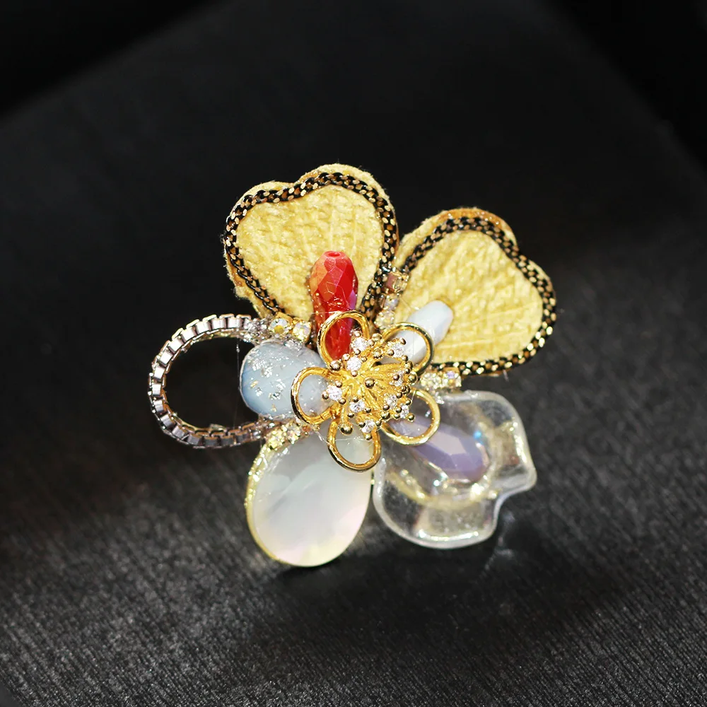 Retro Rhinestone Brooches for Women Classic Fixed Cardigan Clip Scarf Shawl Buckle Collar Lapel Pin Floral Dress Luxury Jewelry
Retro Rhinestone Brooches for Women Classic Fixed Cardigan Clip Scarf Shawl Buckle Collar Lapel Pin Floral Dress Luxury Jewelry