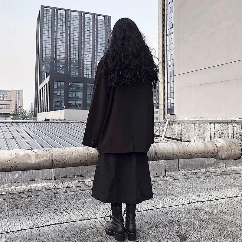 2021 Women Blazer Black Spring Autumn Suit Jacket Female Loose New ins Dark Long-Sleeved Casual Coat
2021 Women Blazer Black Spring Autumn Suit Jacket Female Loose New ins Dark Long-Sleeved Casual Coat