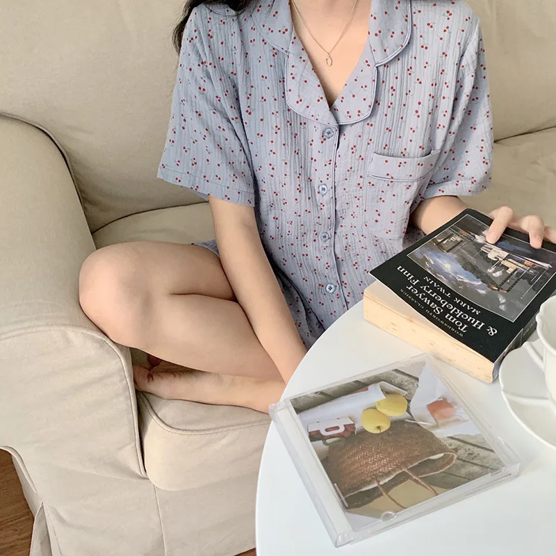 Women's Pajamas Cotton Girls Korean Cute Cherry Print Sleepwear 2 Piece Set Sweet Loose Lapel Homewear Short Sleeve Nightwear
Women's Pajamas Cotton Girls Korean Cute Cherry Print Sleepwear 2 Piece Set Sweet Loose Lapel Homewear Short Sleeve Nightwear