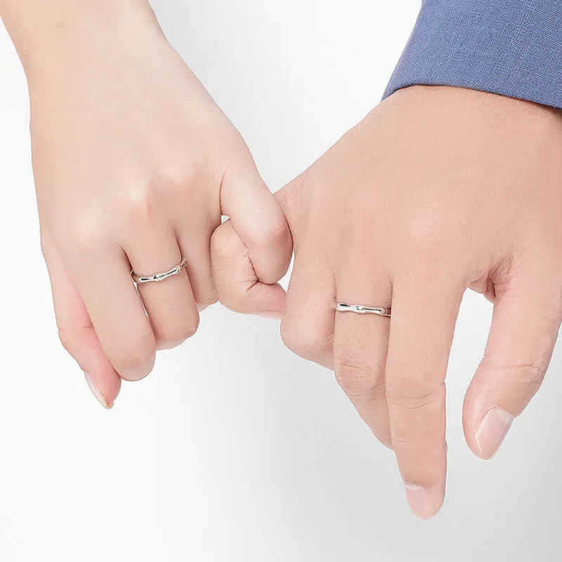 Exquisite copper-plated silver jewelry Japanese and Korean version hot sale bamboo personality couple ring opening ring Valentin
Exquisite copper-plated silver jewelry Japanese and Korean version hot sale bamboo personality couple ring opening ring Valentin