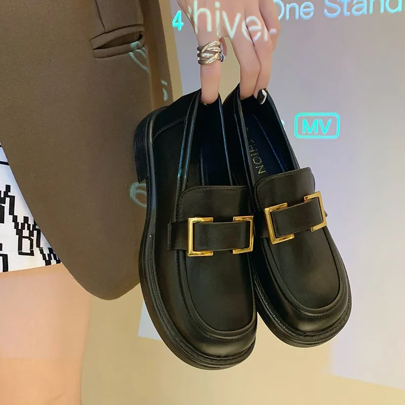 Woman Solid Black Leather Loafers Zapatos De Mujer Dropshipping Casual Women Slip on Flats Round Toe Platform Shoes 2021
Woman Solid Black Leather Loafers Zapatos De Mujer Dropshipping Casual Women Slip on Flats Round Toe Platform Shoes 2021