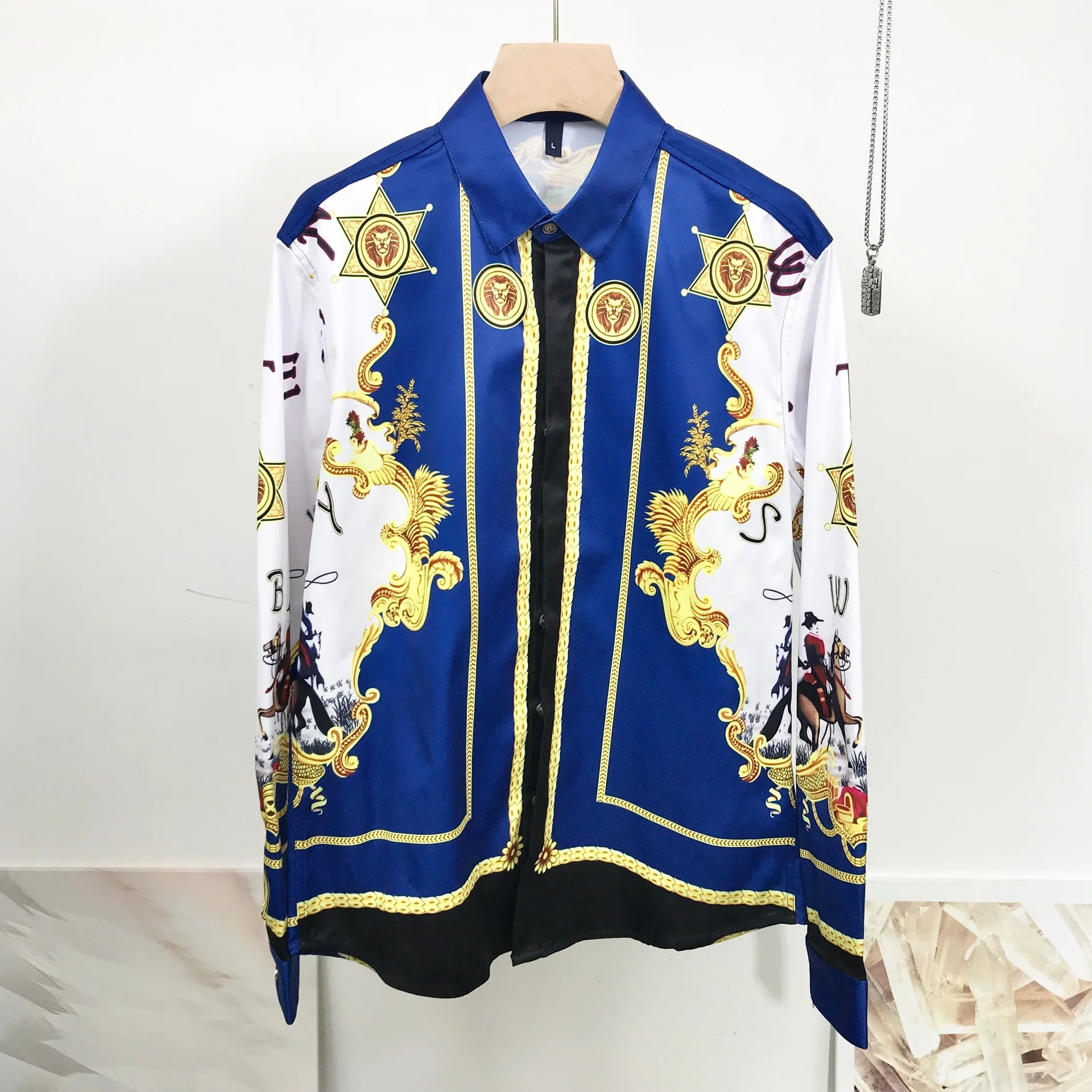 Spring and autumn new long-sleeved shirt men's personality printed gold pattern cardigan thin jacket versatile
Spring and autumn new long-sleeved shirt men's personality printed gold pattern cardigan thin jacket versatile