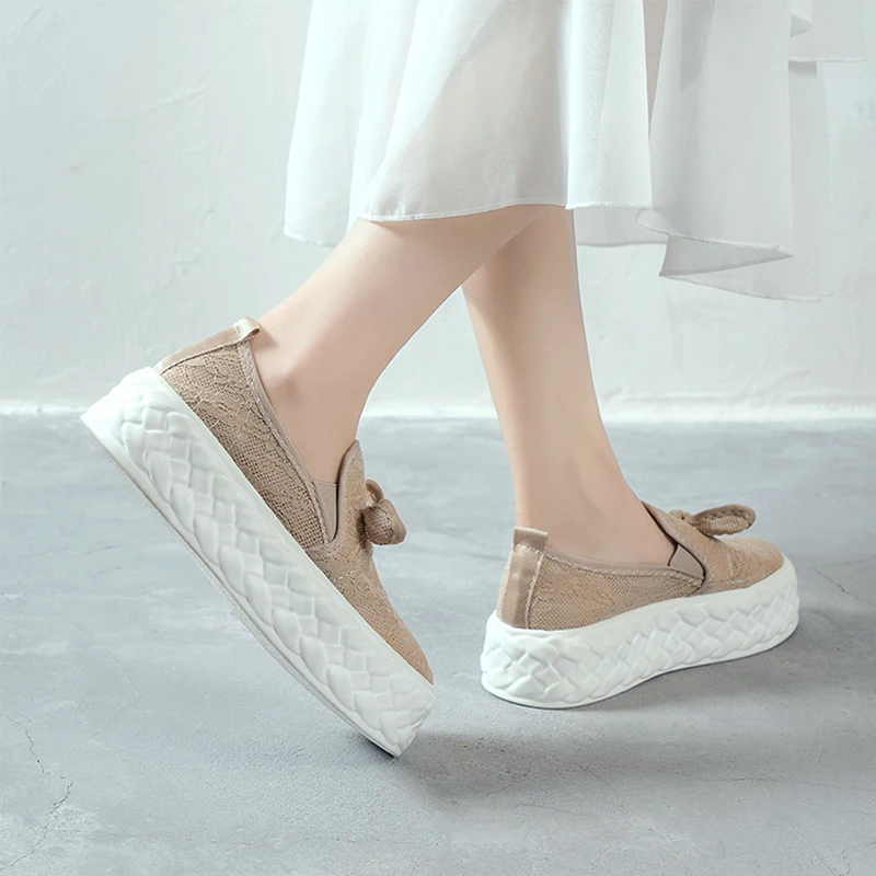 2021 Summer Women Sneakers Vulcanized Casual Shoes Walking Chunky Flats Shoes Women Wedges Platform Breathable Mesh Sneakers
2021 Summer Women Sneakers Vulcanized Casual Shoes Walking Chunky Flats Shoes Women Wedges Platform Breathable Mesh Sneakers