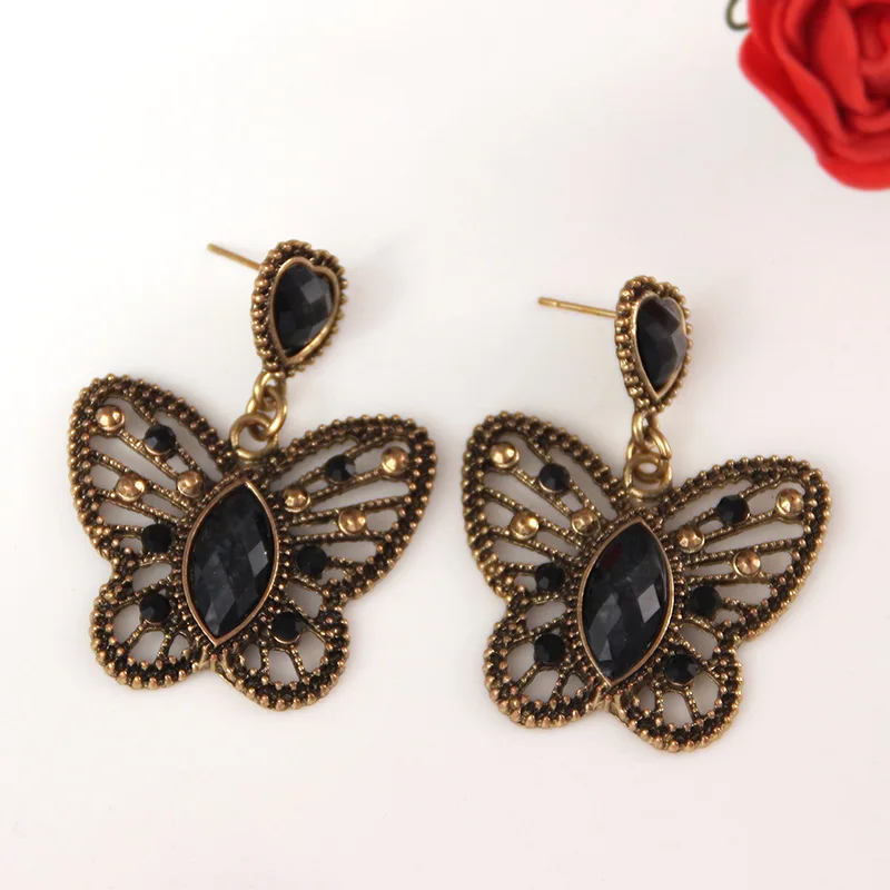 Fashion Metal Geometric Gold Drop Earrings for Women Irregular Round Crystal Earrings 2021 Butterfly Earrings Fashion Jewelry
Fashion Metal Geometric Gold Drop Earrings for Women Irregular Round Crystal Earrings 2021 Butterfly Earrings Fashion Jewelry
