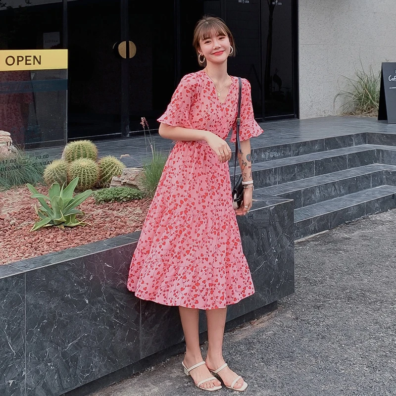 Boho Casual Vacation Dresses Black 2 Colors Women Long Chiffon Floral Print Dress Summer 2021 Runway Elegant Korean Party Dress
Boho Casual Vacation Dresses Black 2 Colors Women Long Chiffon Floral Print Dress Summer 2021 Runway Elegant Korean Party Dress
