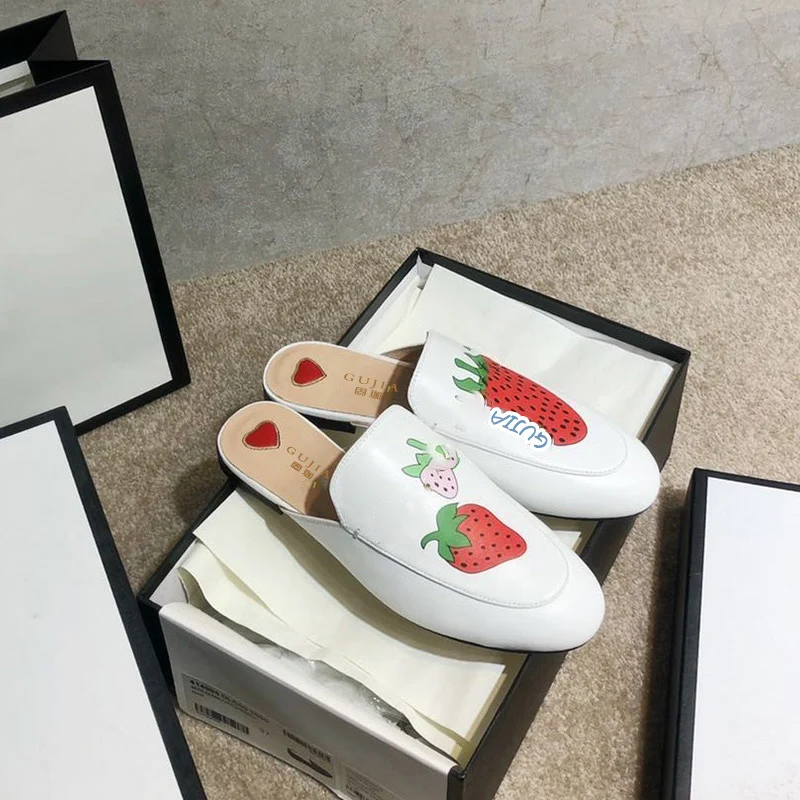 Gujia British fashionable small leather shoes woman 2020 spring joker heel strawberry shoe fashionable comfortable slipper
Gujia British fashionable small leather shoes woman 2020 spring joker heel strawberry shoe fashionable comfortable slipper