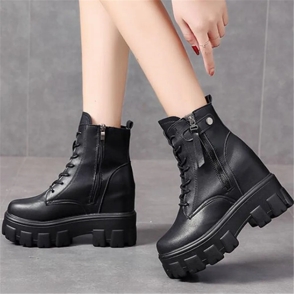 New Women Platform Boots 2022 Height Increasing Waterproof Sneakers Autumn Winter 9CM High Heel Thick Sole Trainers Leather Shoe
New Women Platform Boots 2022 Height Increasing Waterproof Sneakers Autumn Winter 9CM High Heel Thick Sole Trainers Leather Shoe