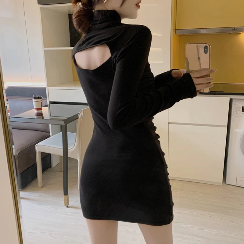 Sexy hollow out high collar dress women's autumn and winter French temperament slim fitting skirt with pleated buttocks and
Sexy hollow out high collar dress women's autumn and winter French temperament slim fitting skirt with pleated buttocks and