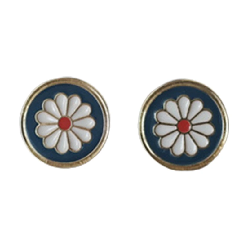 1 Pair Vintage Enamel Flower Daisy Earrings Square/Round Ear Studs Women Jewelry T4MD
1 Pair Vintage Enamel Flower Daisy Earrings Square/Round Ear Studs Women Jewelry T4MD