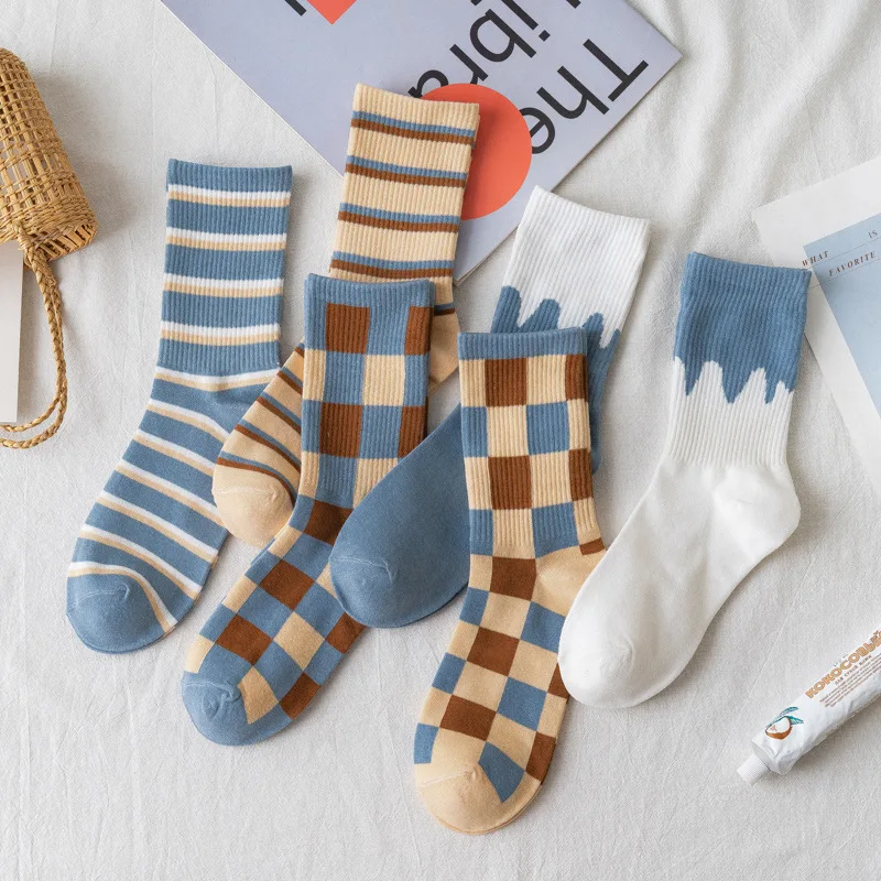 MXXQD Winter Autumn Plaid Stripes Girls Socks Soft Cotton Women Ankle Socks Fashion Student Cotton Sox Middle Tube woman socks 
MXXQD Winter Autumn Plaid Stripes Girls Socks Soft Cotton Women Ankle Socks Fashion Student Cotton Sox Middle Tube woman socks