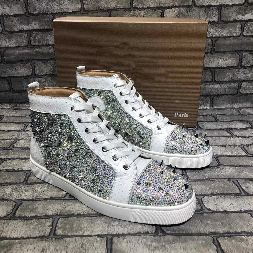 Sea Cucumber High Top White Real Leather Color Rhinestones Rivet Red Bottom Shoes Men Spikes Casual Sports Shoes Loafers Sneaker
Sea Cucumber High Top White Real Leather Color Rhinestones Rivet Red Bottom Shoes Men Spikes Casual Sports Shoes Loafers Sneaker