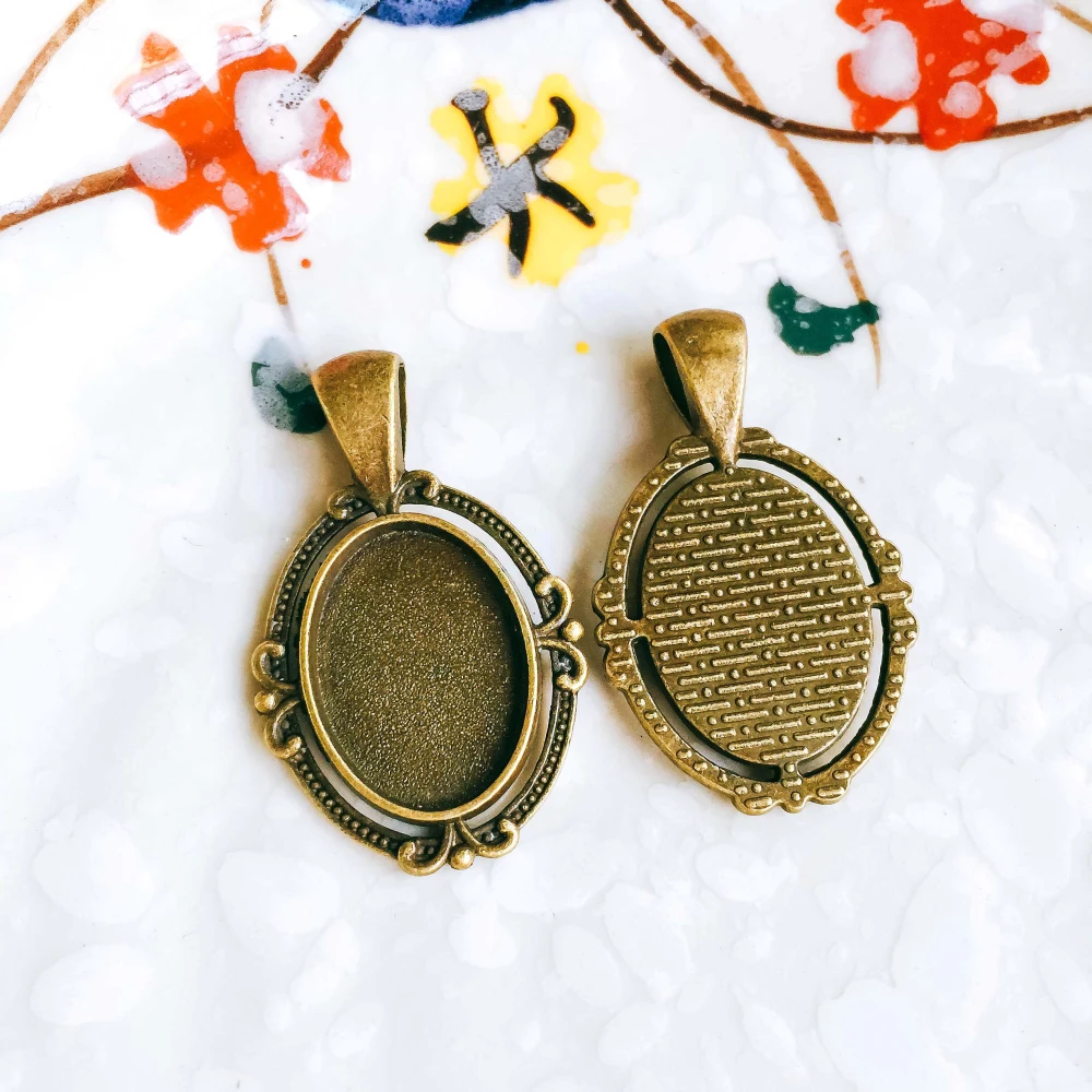 5pcs/lot 13x18mm Necklace Pendant Setting Antique Bronze Silver Glass Cabochon Blank Base Supplies for Jewelry T57
5pcs/lot 13x18mm Necklace Pendant Setting Antique Bronze Silver Glass Cabochon Blank Base Supplies for Jewelry T57