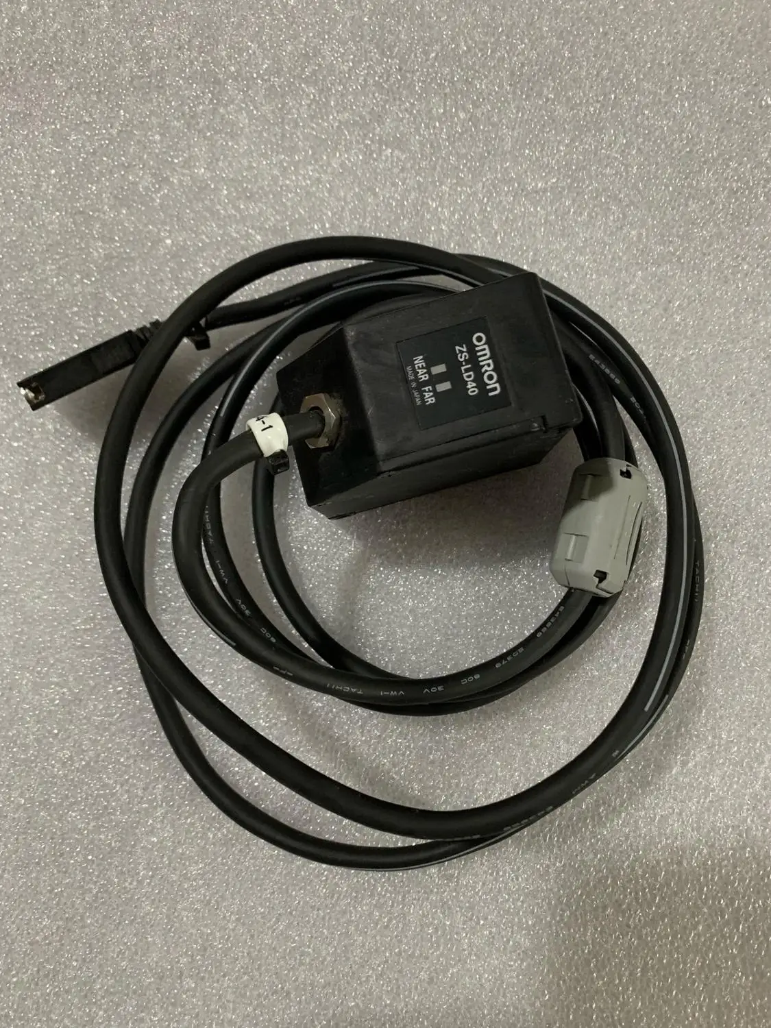 Фотоэлектрический сенсорный переключатель ZS-LD40 + ZS-XC4A OMRON Original Photoswitch
Фотоэлектрический сенсорный переключатель ZS-LD40 + ZS-XC4A OMRON Original Photoswitch