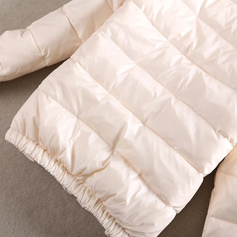 Autumn Women Jacket Short White Duck Down Outwear Female Winter Coat Fashion Beading Warm Jacket Outwear Women Winter Down Coat
Autumn Women Jacket Short White Duck Down Outwear Female Winter Coat Fashion Beading Warm Jacket Outwear Women Winter Down Coat