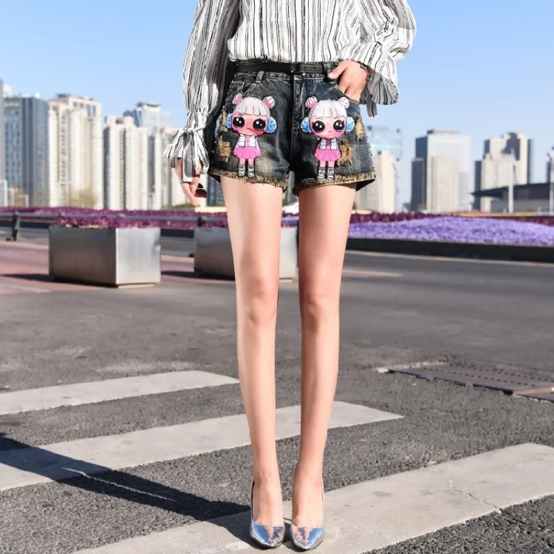 Fashion Harajuka Cartoo Embroidery Rivet Hole Ripped Womens Denim Shorts Preppy Style Female Straight Shorts Casual Streetwear
Fashion Harajuka Cartoo Embroidery Rivet Hole Ripped Womens Denim Shorts Preppy Style Female Straight Shorts Casual Streetwear