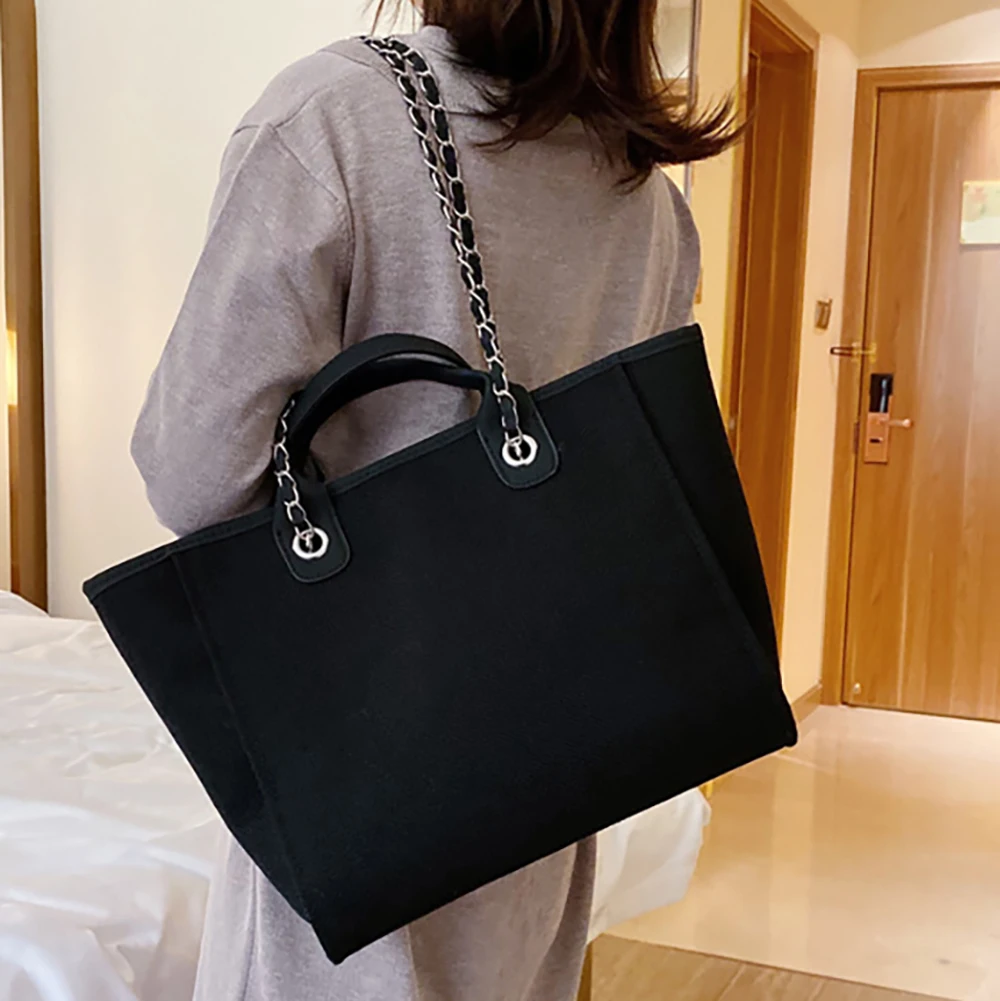 Canvas shoulder bags for Women Designer Trend Tote Bags,Woman Portable Hand Bags,Luxury Designer Handbag 2023
Canvas shoulder bags for Women Designer Trend Tote Bags,Woman Portable Hand Bags,Luxury Designer Handbag 2023