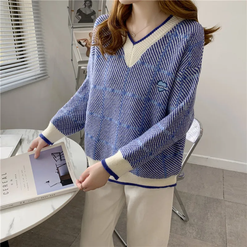 Pullover Women's Sweater V-neck Long Sleeve Loose Knitted Sweater Oversized Womens Pullover Sweaters
Pullover Women's Sweater V-neck Long Sleeve Loose Knitted Sweater Oversized Womens Pullover Sweaters