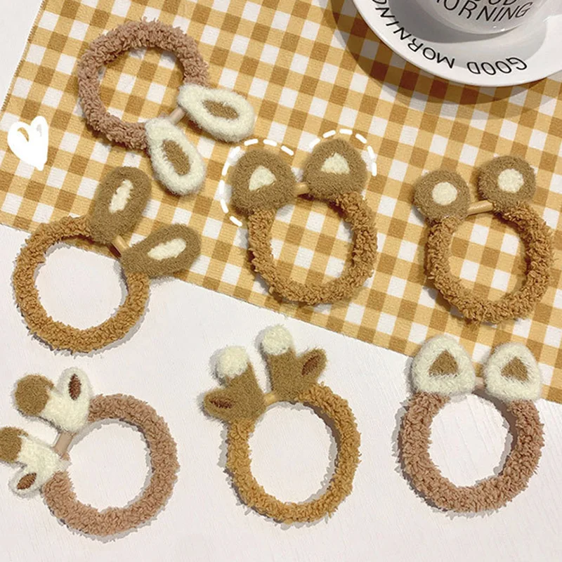 Korean simple plush large intestine hair ring cute ponytail head rope lamb hair cartoon headdress autumn and winter female
Korean simple plush large intestine hair ring cute ponytail head rope lamb hair cartoon headdress autumn and winter female