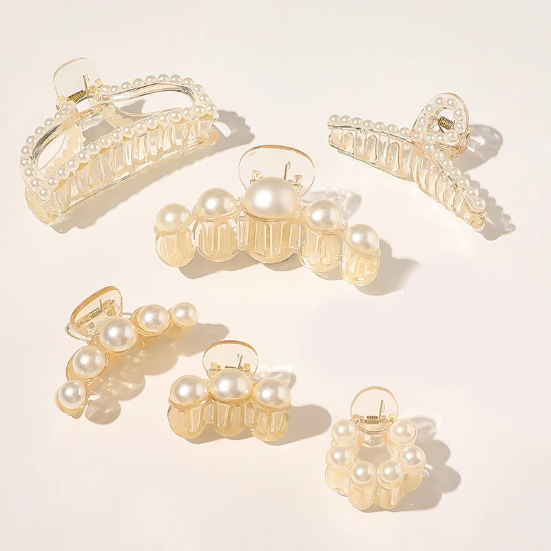 Fashion Girl Hair Claw Geometric Imitation Pearl Hairpin Crab Retro Crystal Hair Clips Horsetail Hair Accessories For Women
Fashion Girl Hair Claw Geometric Imitation Pearl Hairpin Crab Retro Crystal Hair Clips Horsetail Hair Accessories For Women