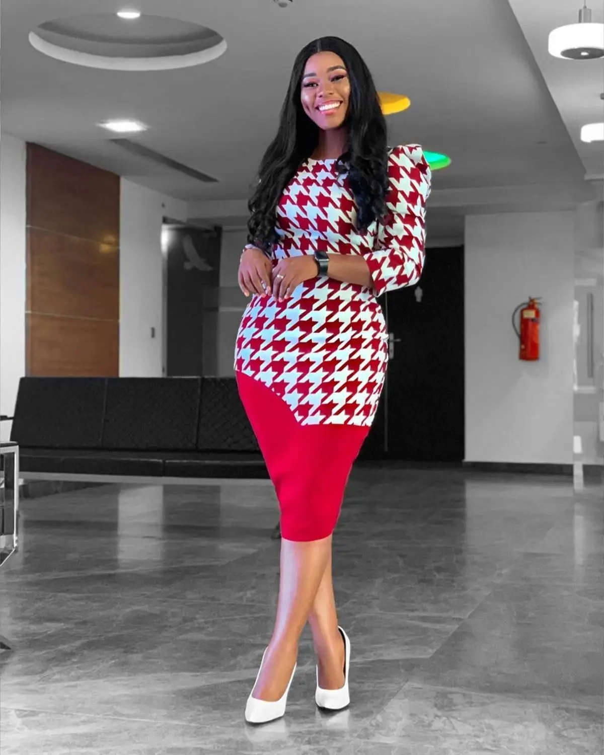 European and American autumn women's new fashion high-quality printing stitching office pencil skirt dress
European and American autumn women's new fashion high-quality printing stitching office pencil skirt dress