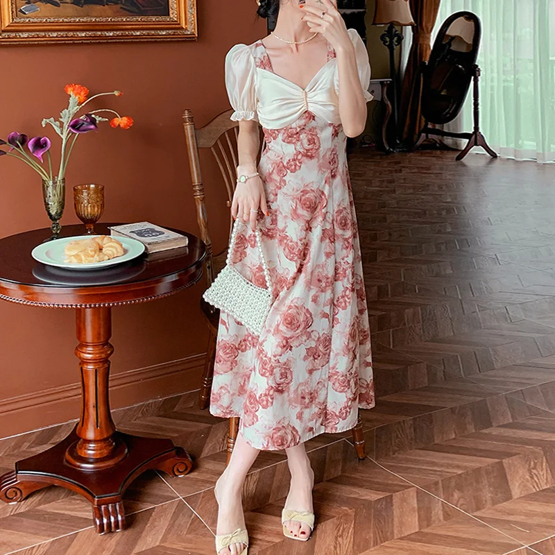 Spot hot style temperament women's first love tea dress new vintage French sweet long summer dress
Spot hot style temperament women's first love tea dress new vintage French sweet long summer dress