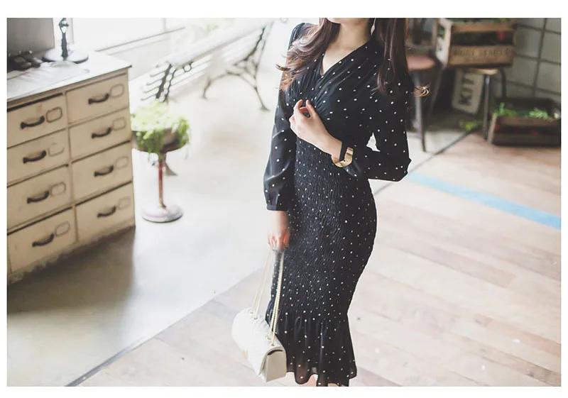 Female Elegant Blue Full Button Dot Office Lady Trumpet Dresses Spring Summer Women Dress Sheath Bodycon Dresses korean dress
Female Elegant Blue Full Button Dot Office Lady Trumpet Dresses Spring Summer Women Dress Sheath Bodycon Dresses korean dress