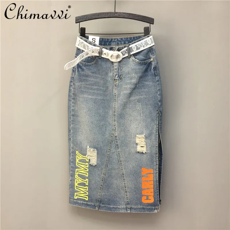 2021 Oversized Blue Denim Long Skirt Girl Fashionable Printed Colorful Letters Skirt Lady Side Slit High Waist H Line Midi Skirt
2021 Oversized Blue Denim Long Skirt Girl Fashionable Printed Colorful Letters Skirt Lady Side Slit High Waist H Line Midi Skirt