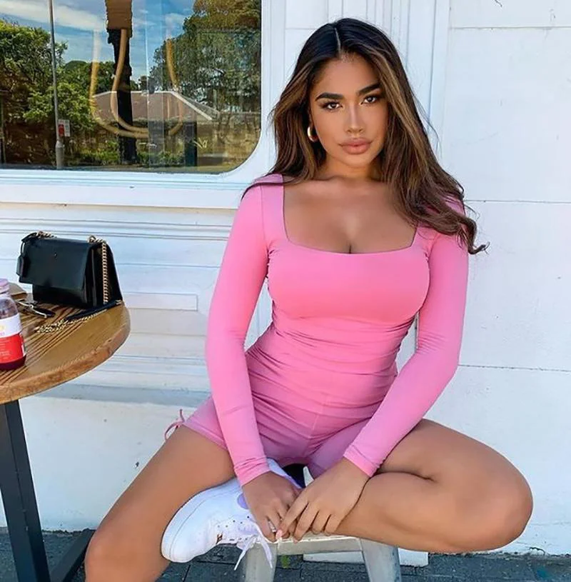 Slinky Long Sleeve Playsuit Women Summer Ruched Drawstring Bodysuit Backless Sexy Romper Square Collar Sporty Short Jumpsuit
Slinky Long Sleeve Playsuit Women Summer Ruched Drawstring Bodysuit Backless Sexy Romper Square Collar Sporty Short Jumpsuit