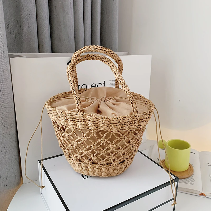 VeryMe 2021 Fashion New Women Handbags Wicker Woven Lady Sac Summer Beach Straw Bags Large Capacity Tote Dot Big Baskets Purses
VeryMe 2021 Fashion New Women Handbags Wicker Woven Lady Sac Summer Beach Straw Bags Large Capacity Tote Dot Big Baskets Purses