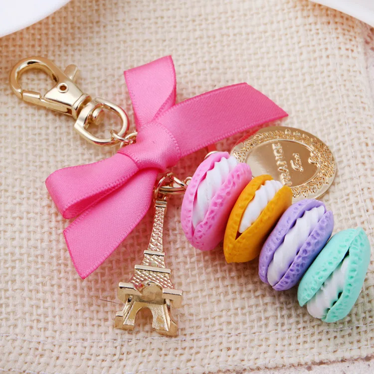 Hot Keychains Effiel Tower Macarons Ribbon Woman Luxury Macarons Cake Keychain on Bag Charm Handbag Charms Car Keychain Gift Box
Hot Keychains Effiel Tower Macarons Ribbon Woman Luxury Macarons Cake Keychain on Bag Charm Handbag Charms Car Keychain Gift Box