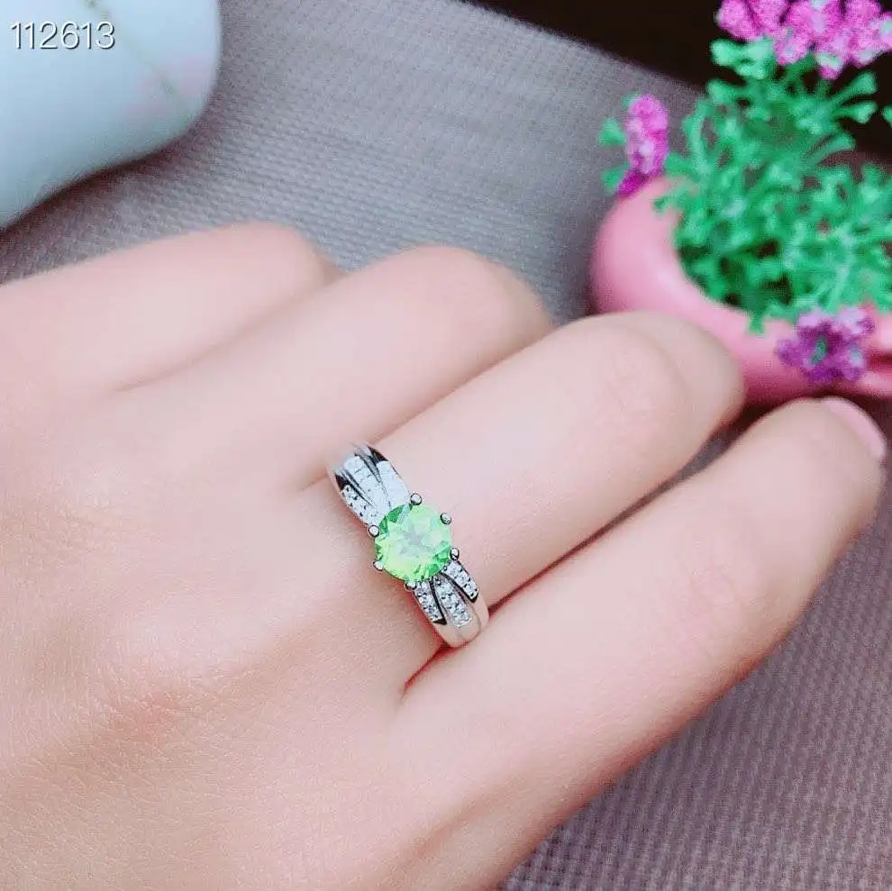 KJJEAXCMY fine jewelry natural Peridot 925 sterling silver adjustable women ring support test popular
KJJEAXCMY fine jewelry natural Peridot 925 sterling silver adjustable women ring support test popular