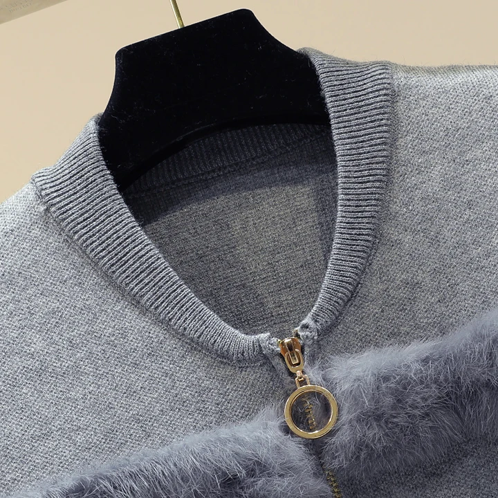 Chic Rabbit Fur Patchwork Warm Knitted Jacket Jersey For Women Zipper Design Sweaters Cardigan New Elegant Female Knitting Coat
Chic Rabbit Fur Patchwork Warm Knitted Jacket Jersey For Women Zipper Design Sweaters Cardigan New Elegant Female Knitting Coat