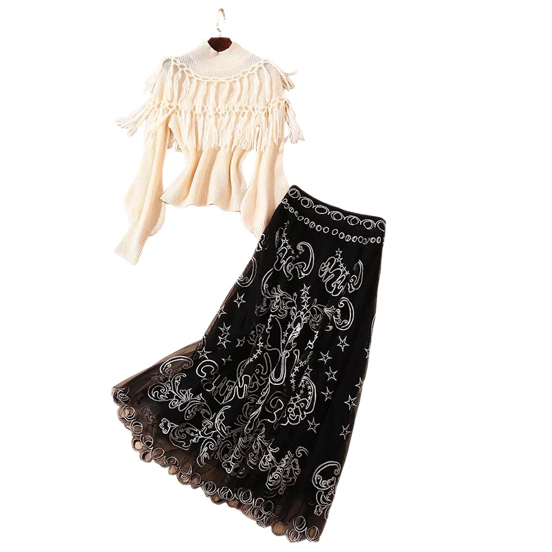 Women's Big Sizes 2Pcs Set Beige Turtleneck Tassel Sweater Wool Knitwear Top + Embroidery Black Mesh Long Maxi Skirt
Women's Big Sizes 2Pcs Set Beige Turtleneck Tassel Sweater Wool Knitwear Top + Embroidery Black Mesh Long Maxi Skirt
